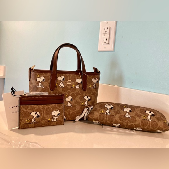Coach X Peanuts Signature Canvas Mini Tote/Crossbody Bundle Set - Picture 1 of 7